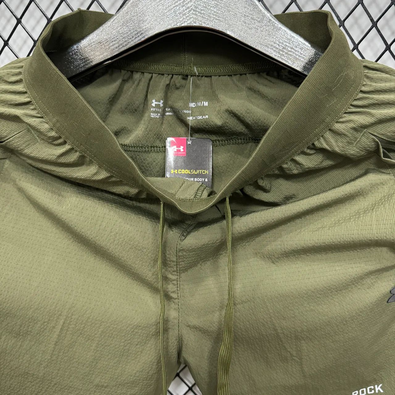 Short Under Armour Project Rock Masculino Verde Militar - Premium - Foto 4