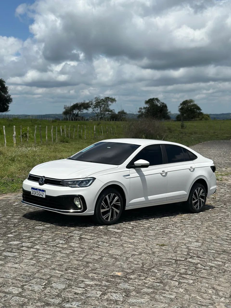 Volkswagen Virtus VIRTUS Highline 200 TSI 1.0 Flex 12V Aut 2024
