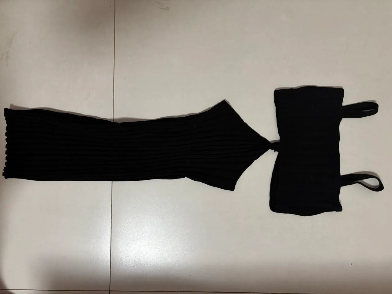Vestido midi preto de tricot - Foto 2