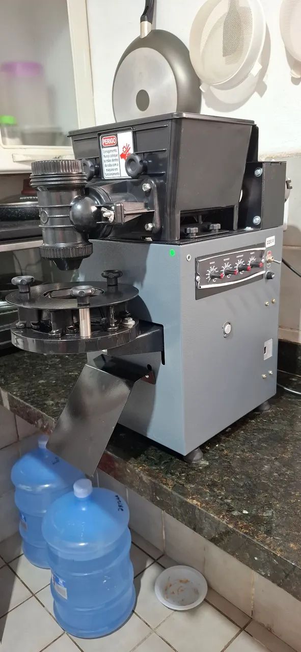 Maquina de Salgados Compacta Pop 4.0