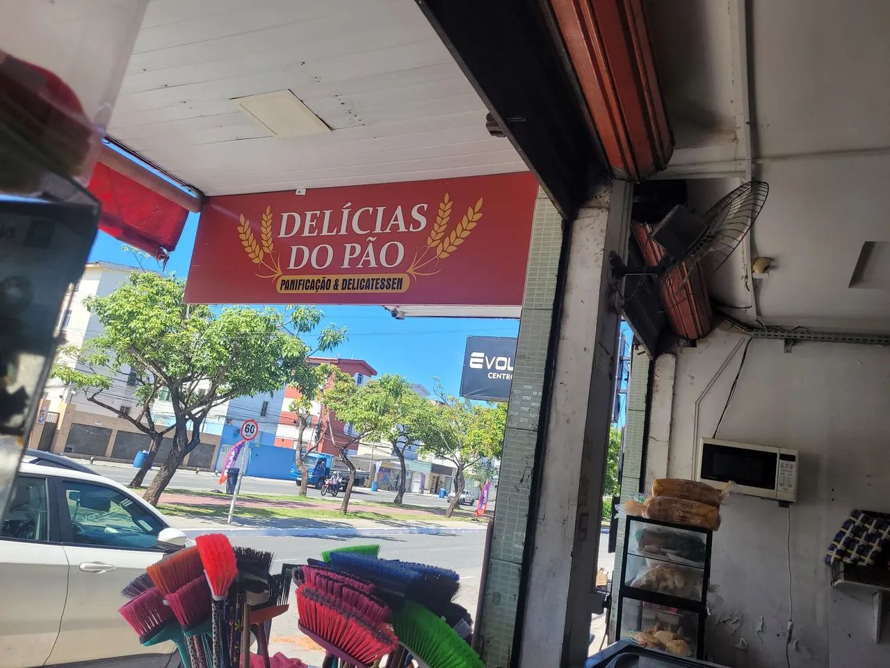 Precisa se repositor