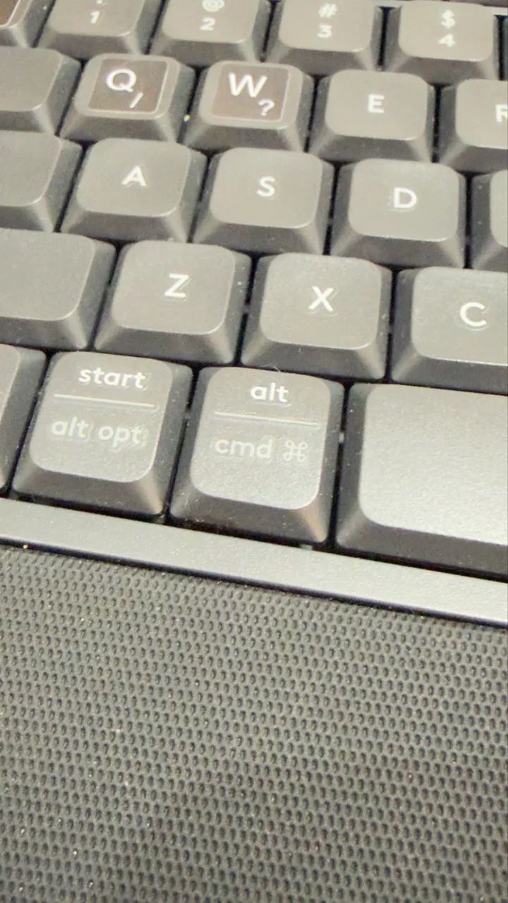 Vendo teclado logitech k850-func em 3 equipamentos, WINDOWS e MAC! - Foto 4