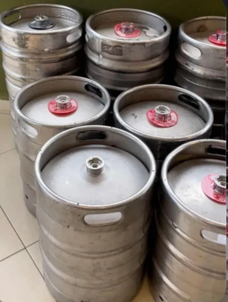 Vendo barril de chopp 50L vazio 