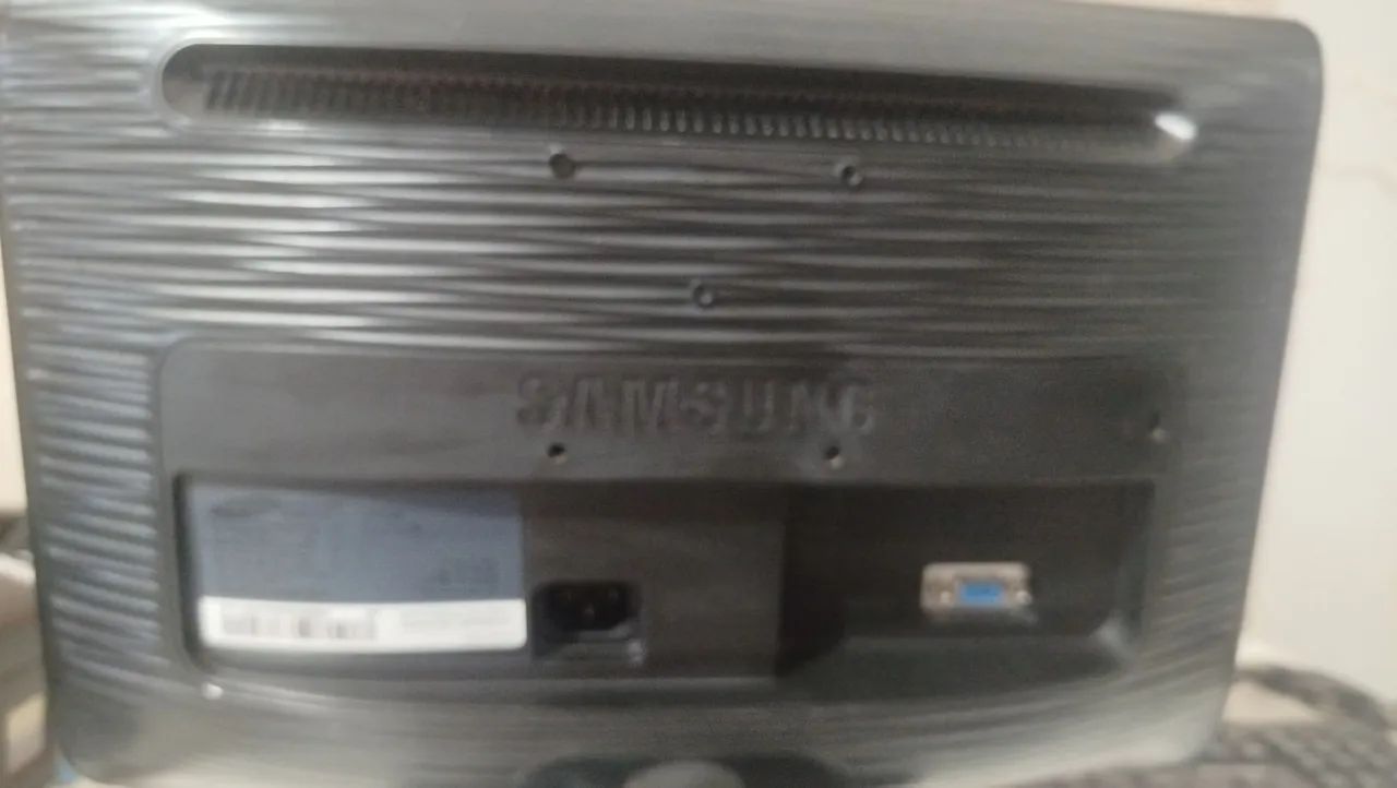 Monitor Samsung 15 polegadas  - Foto 3