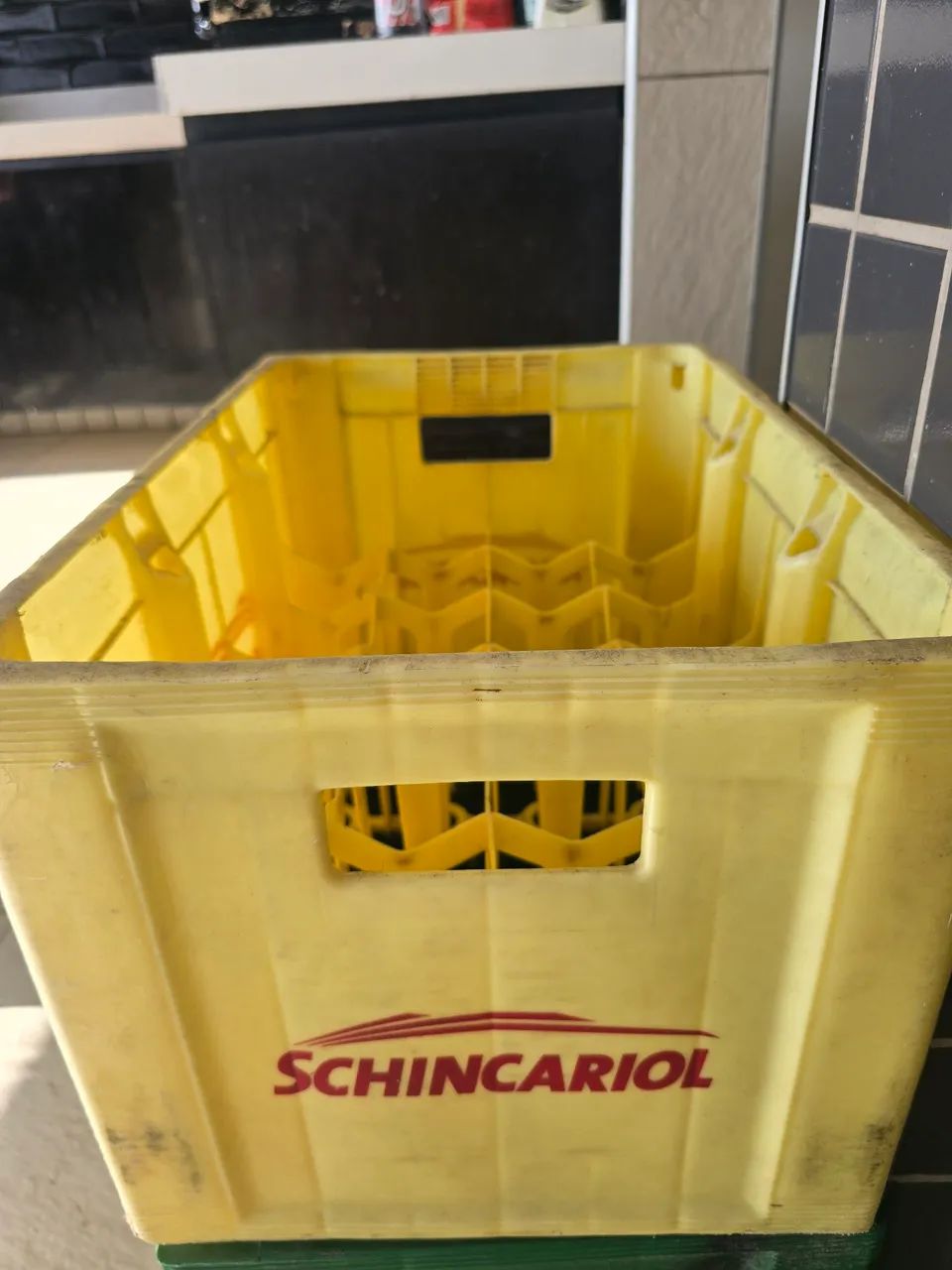 Engradado schincariol 