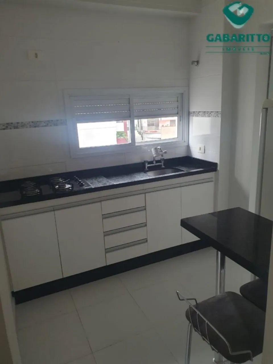 Apartamento Mobiliado no Centro de Curitiba Edifício Murano - Foto 2