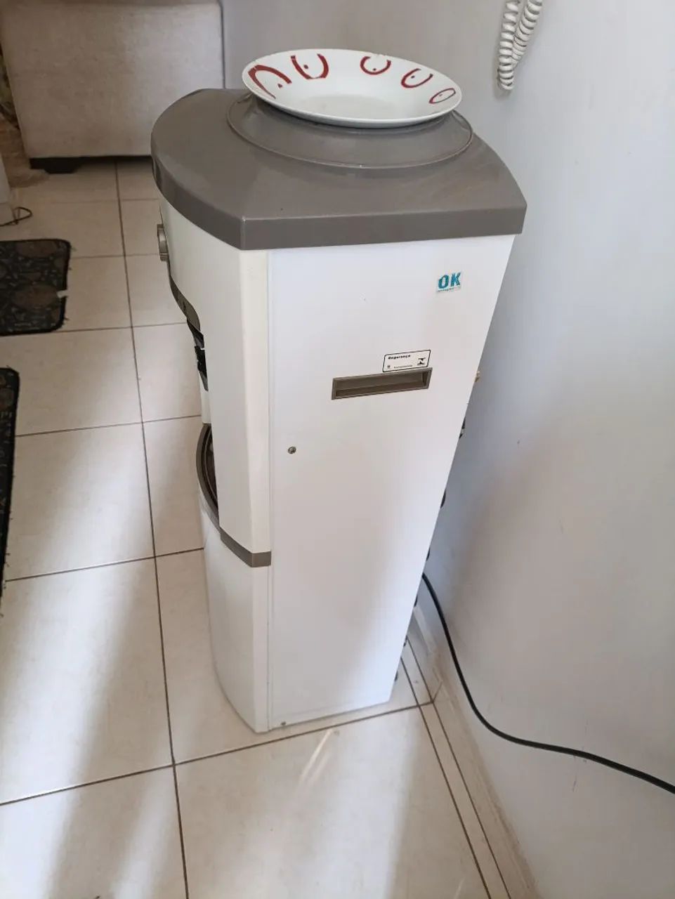 Bebedouro de coluna Esmaltec 220V - Foto 3