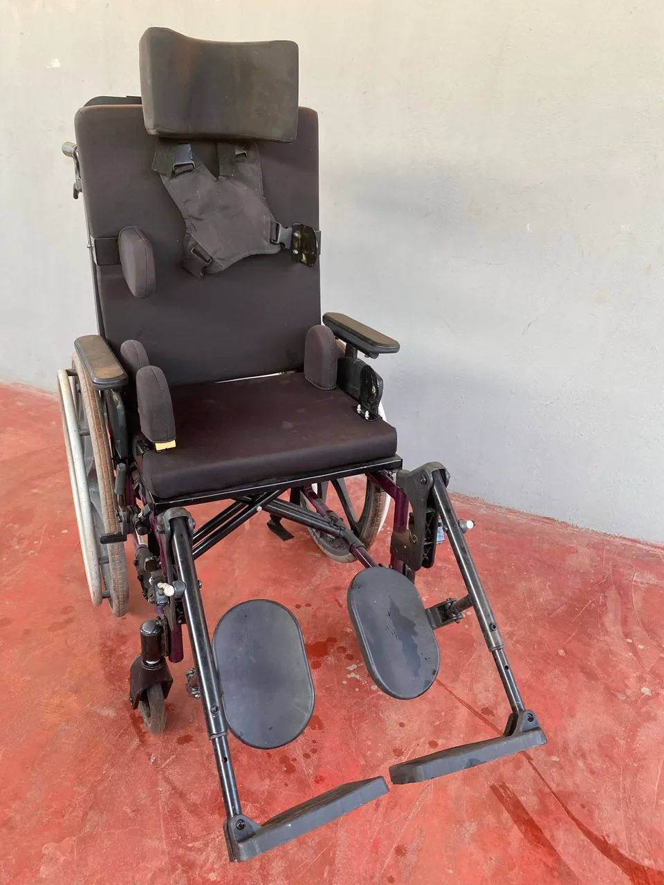 Cadeira de roda inclinável  - Foto 4