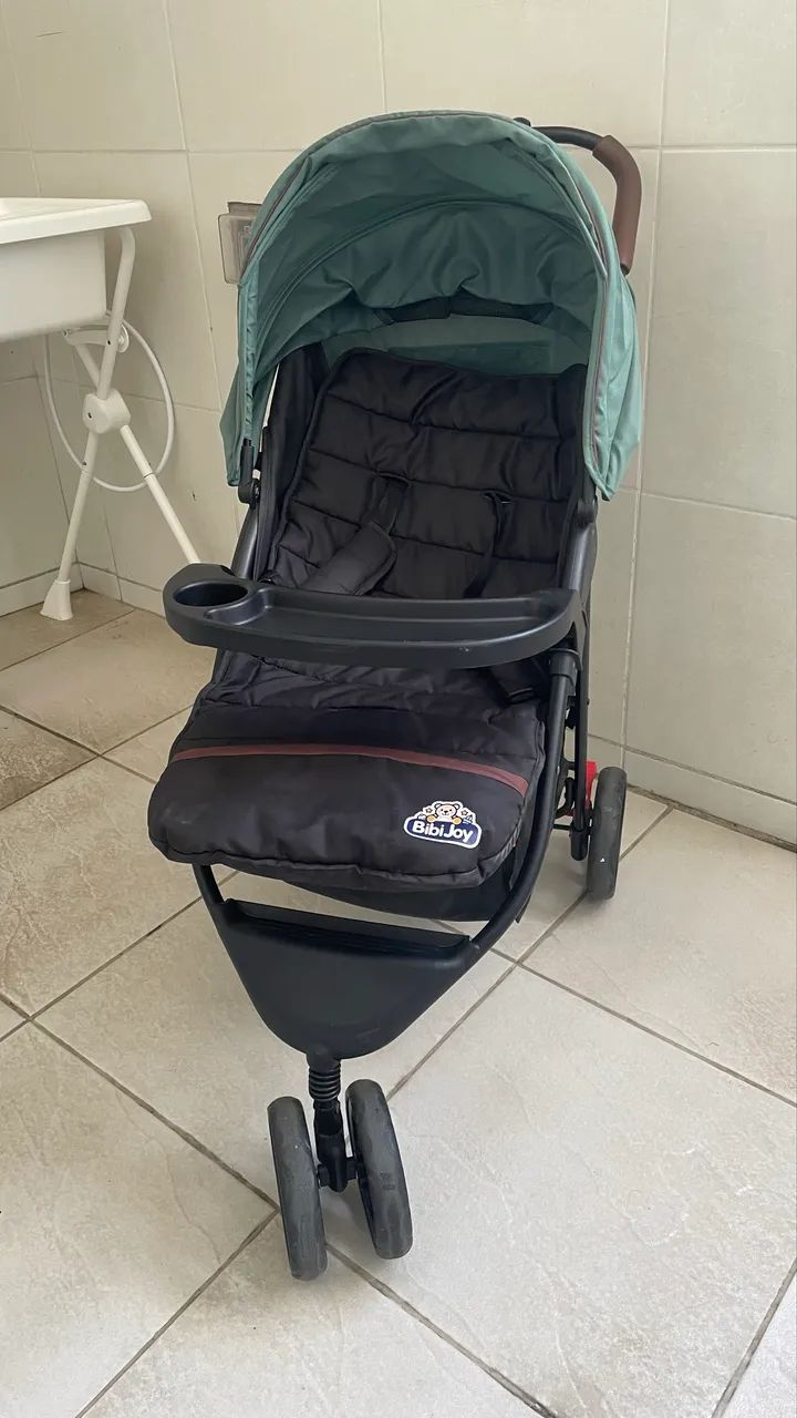 Carrinho de bebê seminovo  - Foto 3