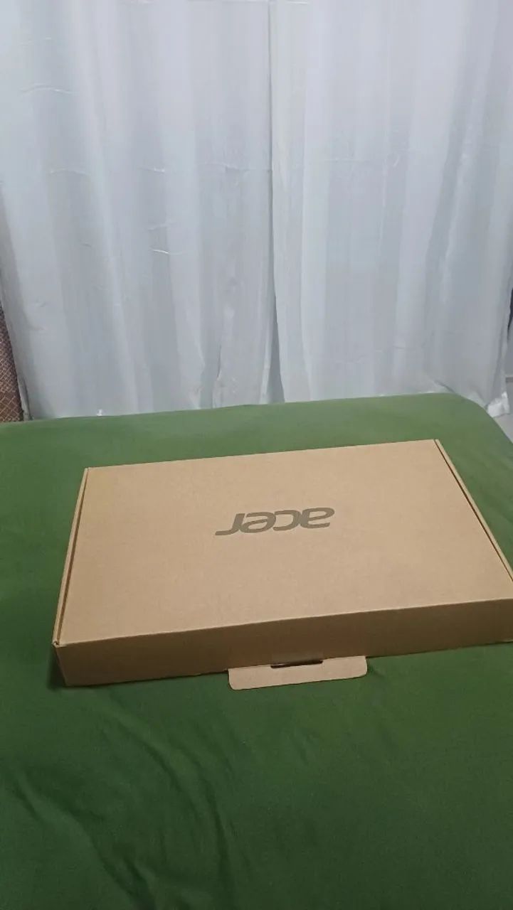 Notebook  sem marca de uso 