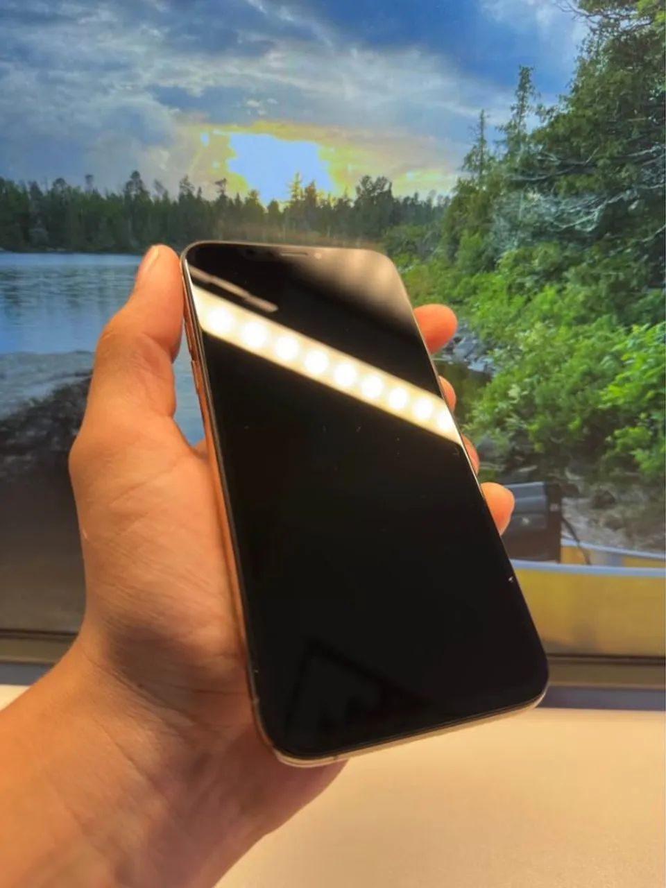 iPhone XS Dourado muito conservado - Foto 3