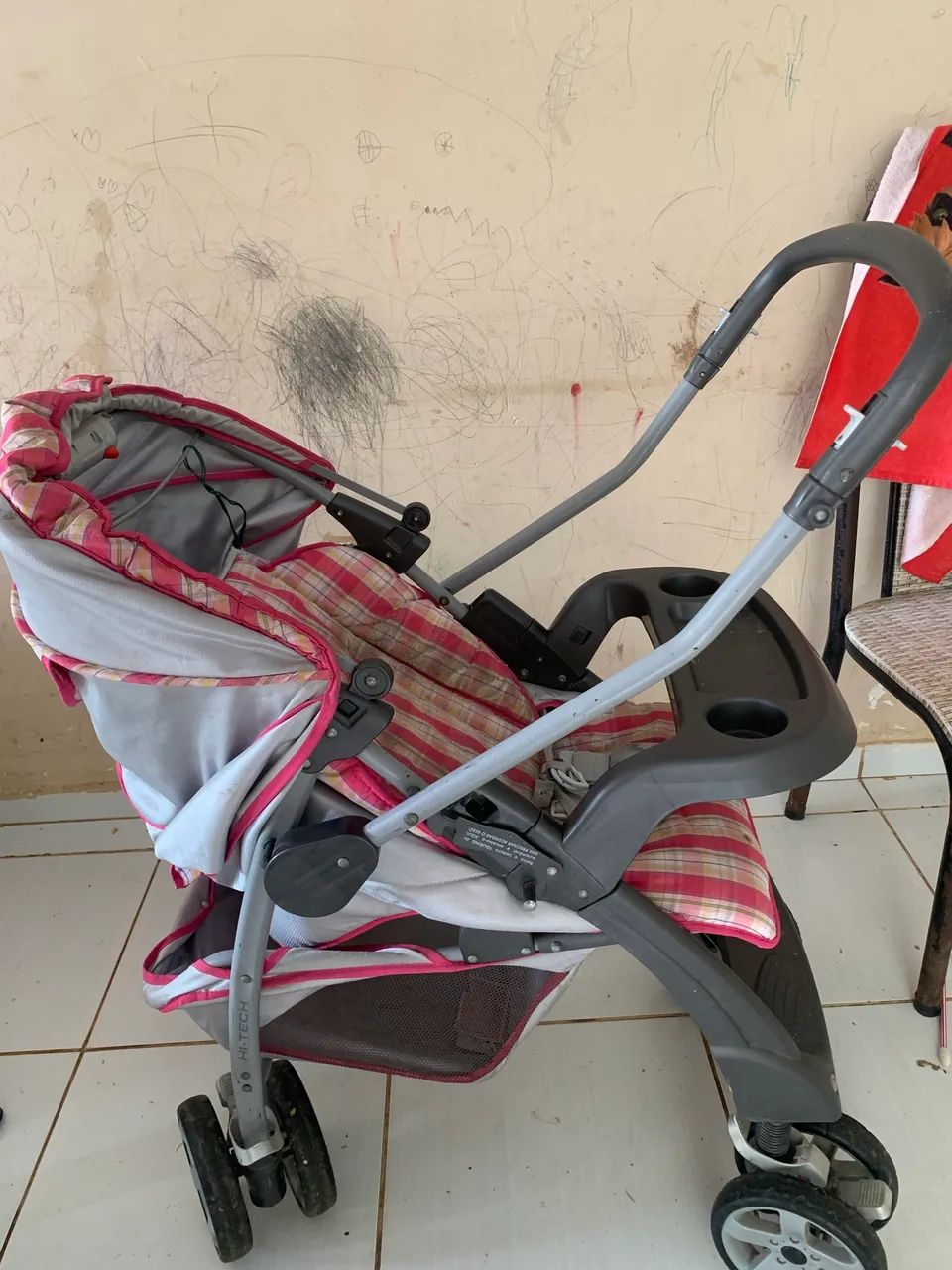 Carrinho de bebê da marca burigotto 