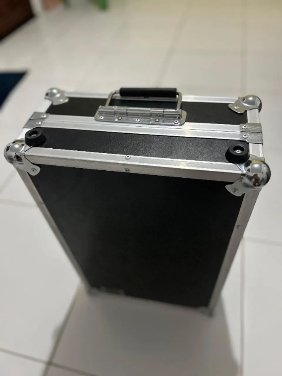 Mesa de Som Yamaha + Case - Foto 3