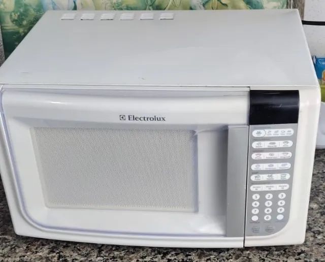 MICROONDAS ELECTROLUX 31 LITROS