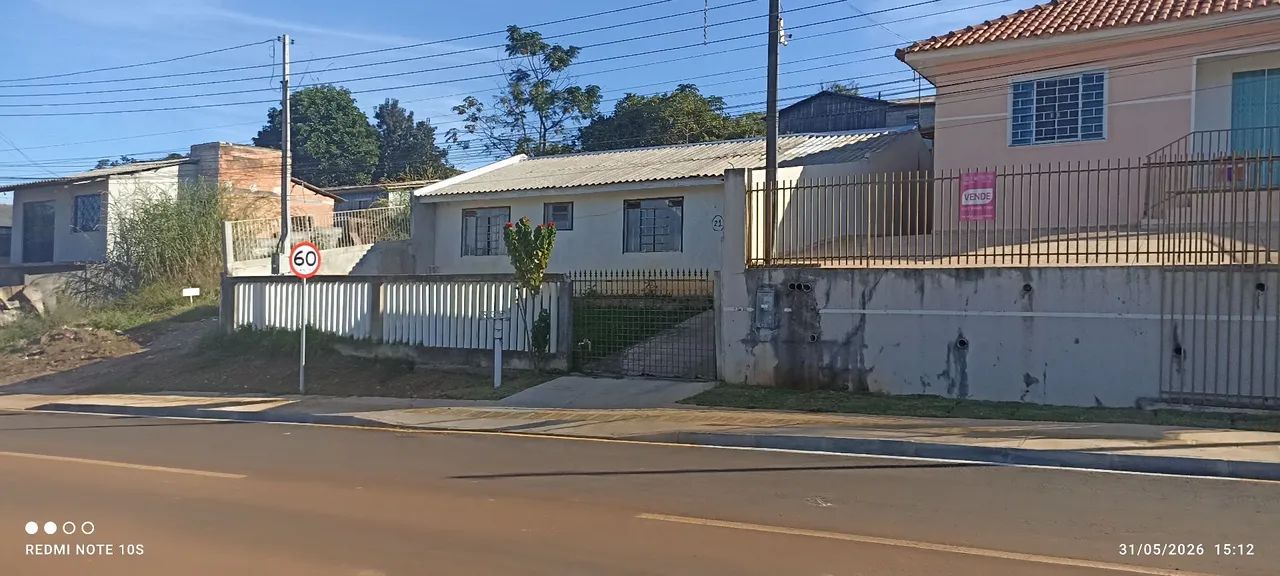Casa em laje ótima 