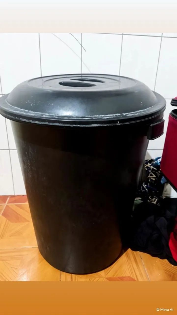 BALDE 97 LITROS  80$