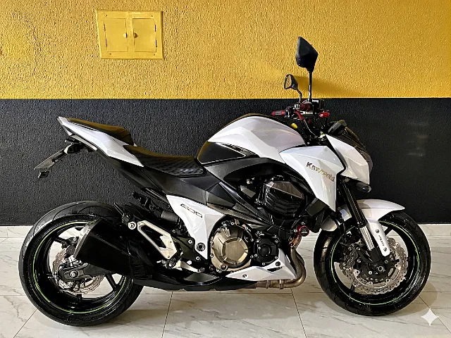 Motos Kawasaki Z-800 no Ceará
