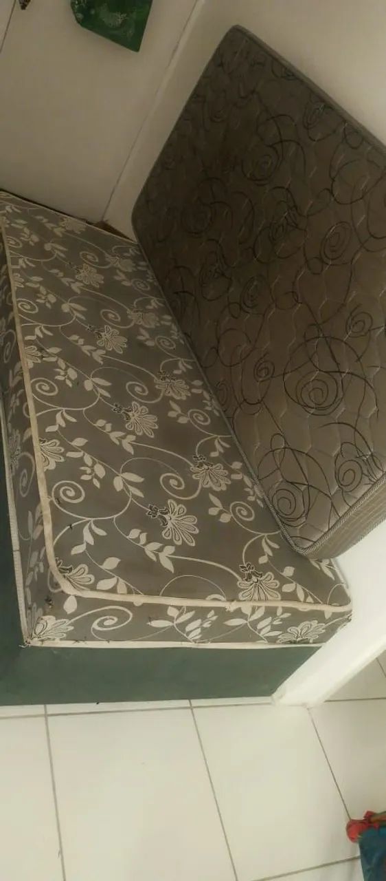 Vendo cama box solteiro  - Foto 2