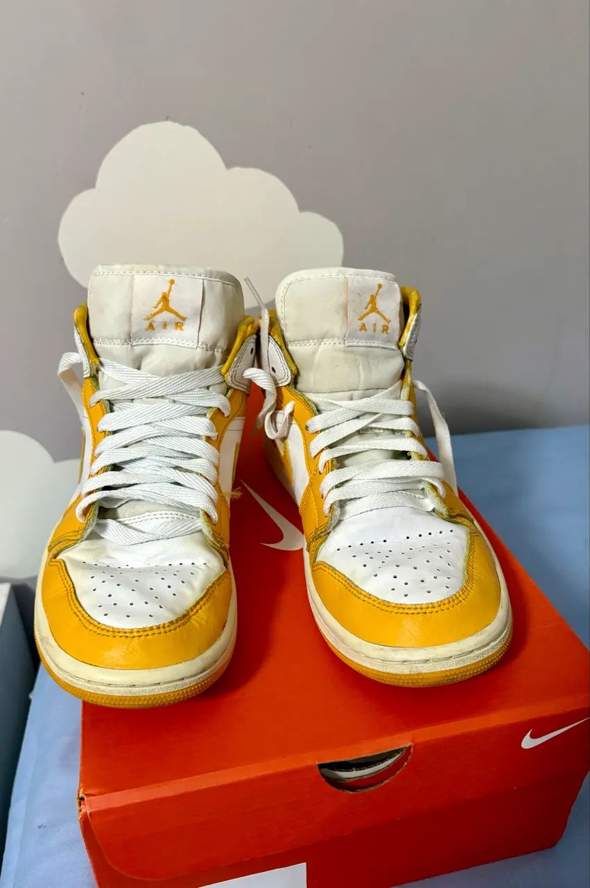 Nike Jordan Amarelo