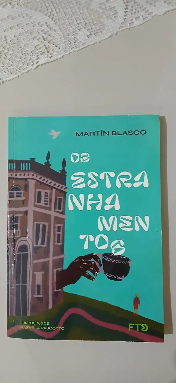 Os estranhamentos