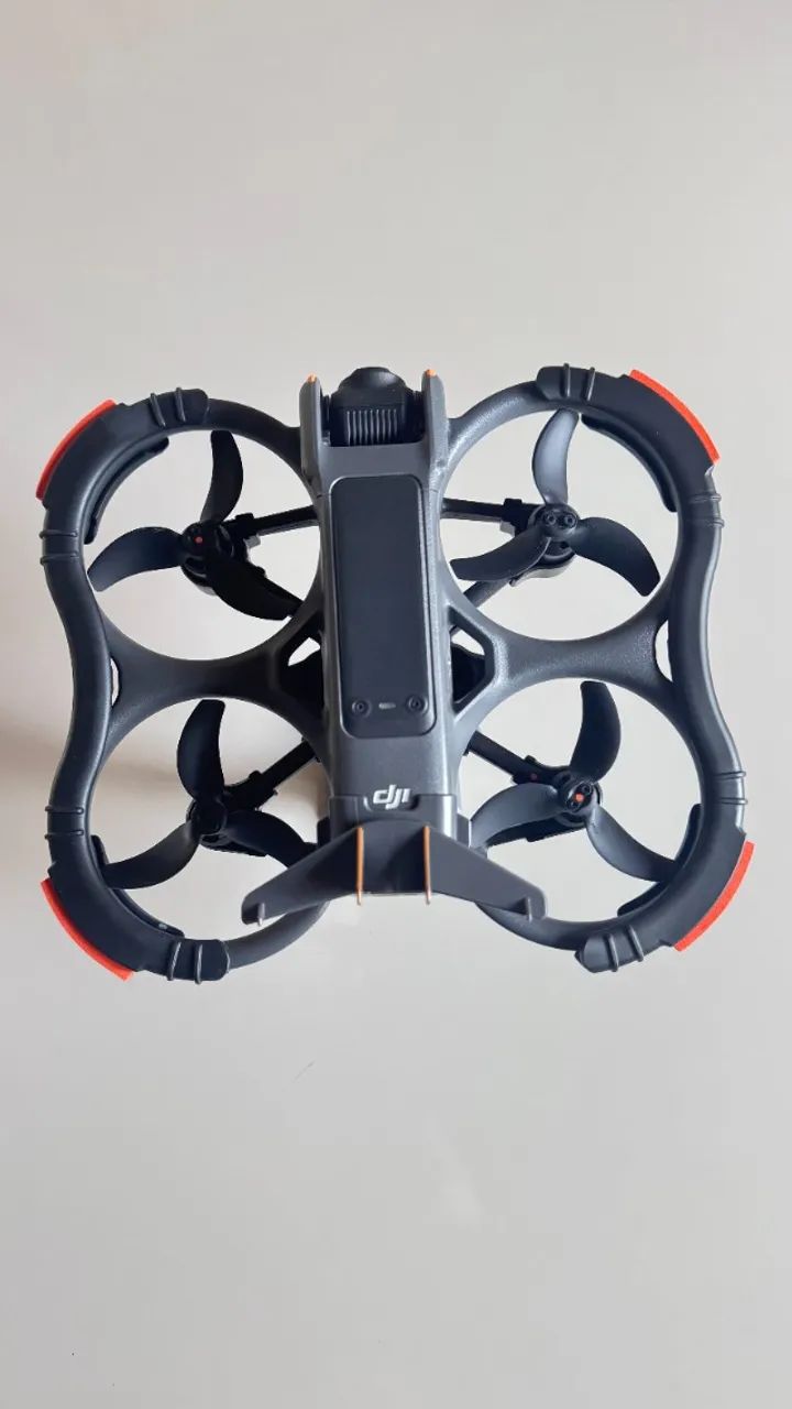 Drone DJI Avata 2 Fly More Combo  2 Controles - Completo - Foto 2