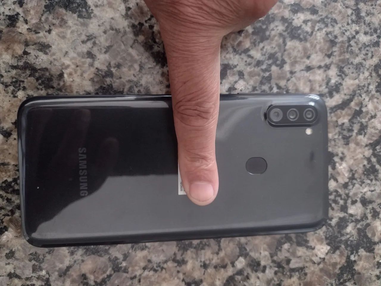 CELULAR A11 PRETO SEMI NOVO 