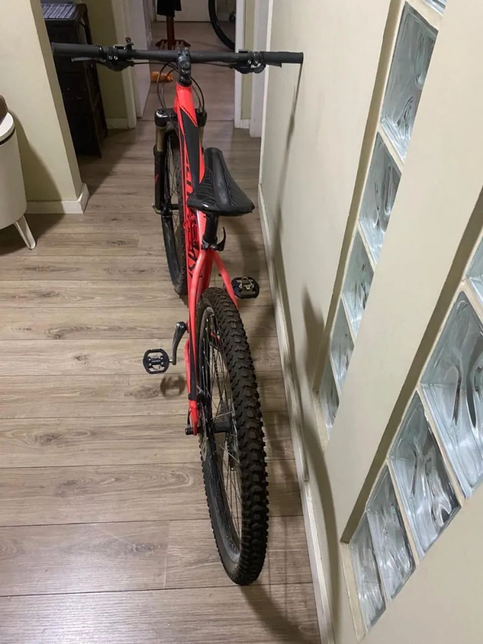 bicicleta mtb specialized rockhopper - Foto 2