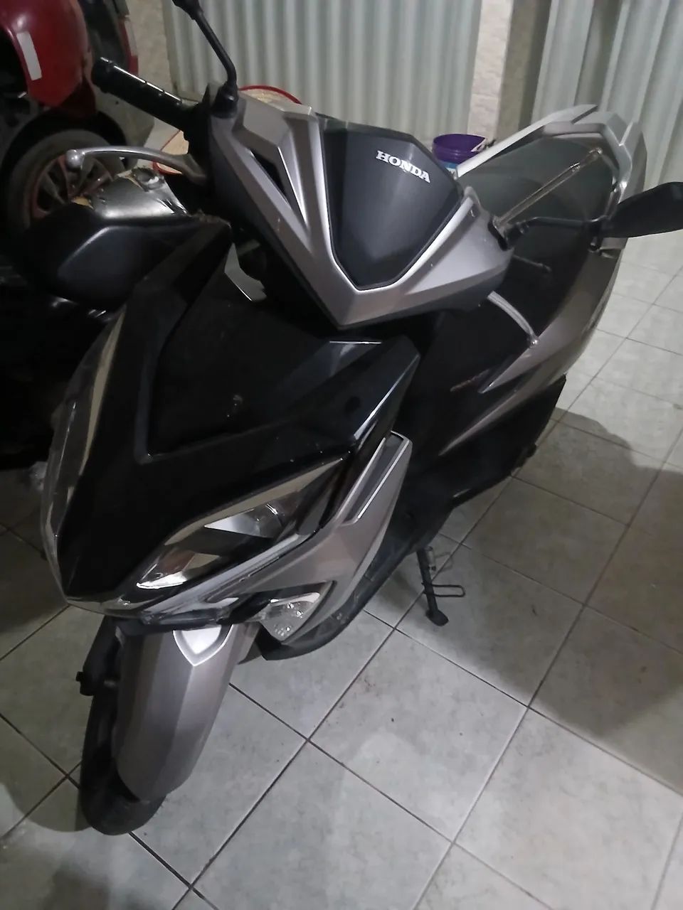 Moto elite