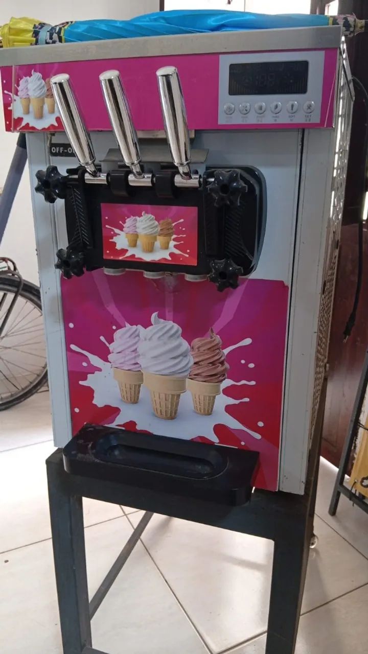 Máquina de sorvete 