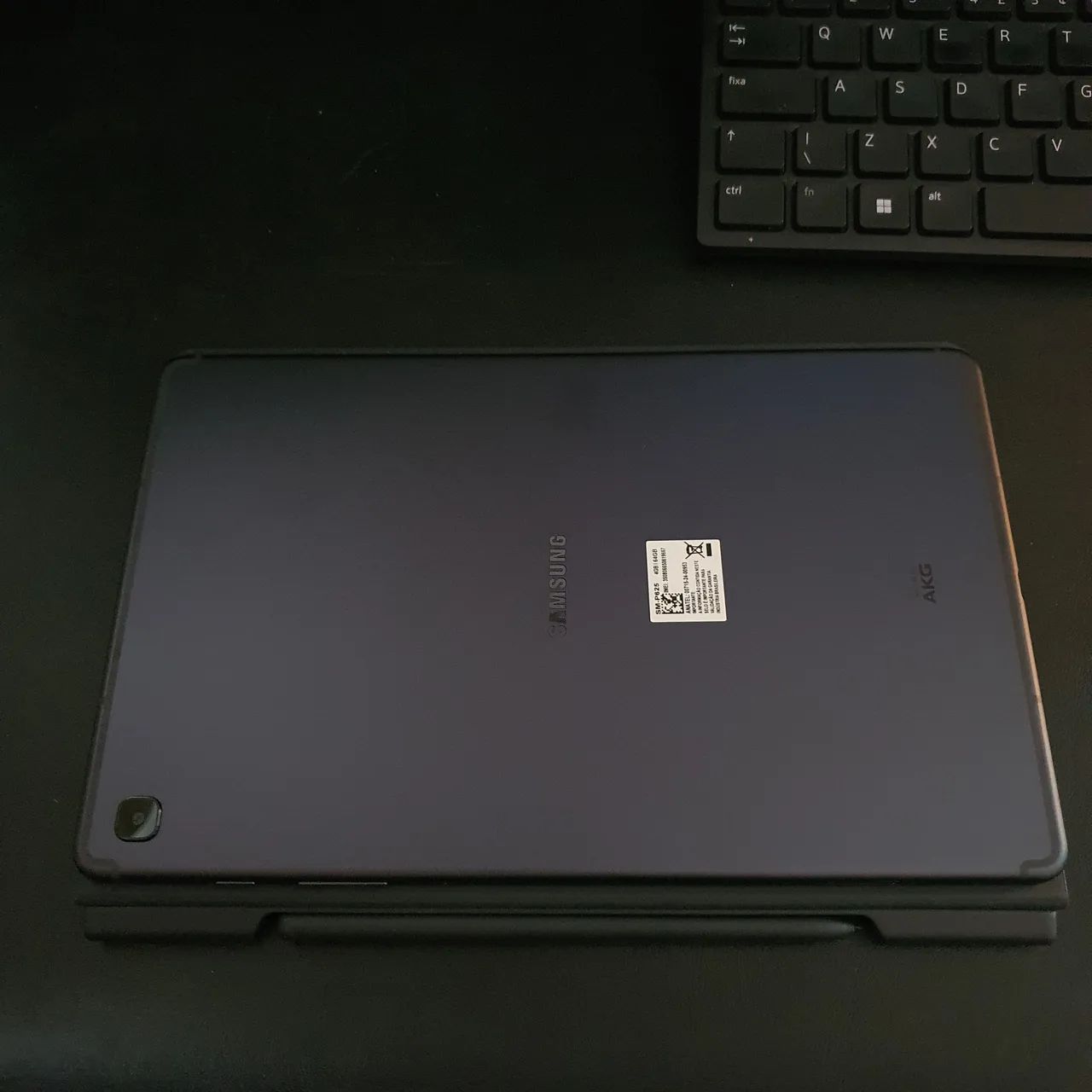 Tablet Samsung Galaxy Tab S6 Lite com caneta e capa - Foto 4