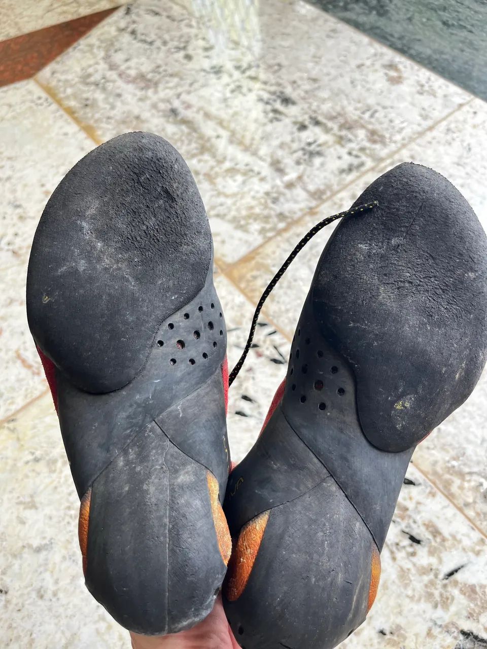 Sapatilha de escalada La Sportiva Testarossa -  TAM. 40/5 EU - Foto 6