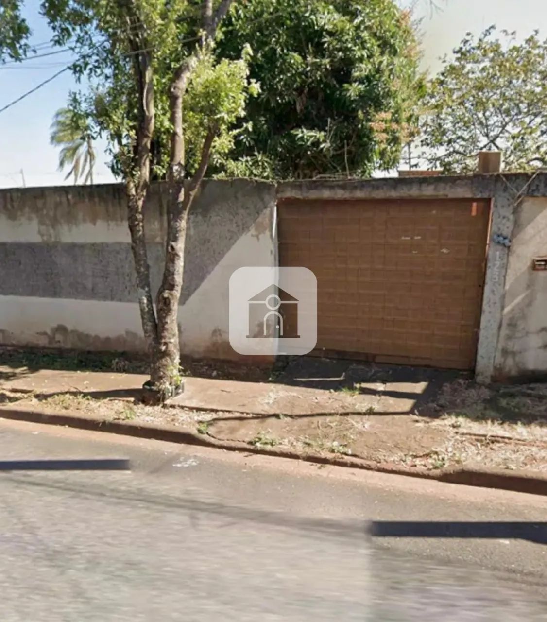 Terreno para venda no Bairro Shoping Park