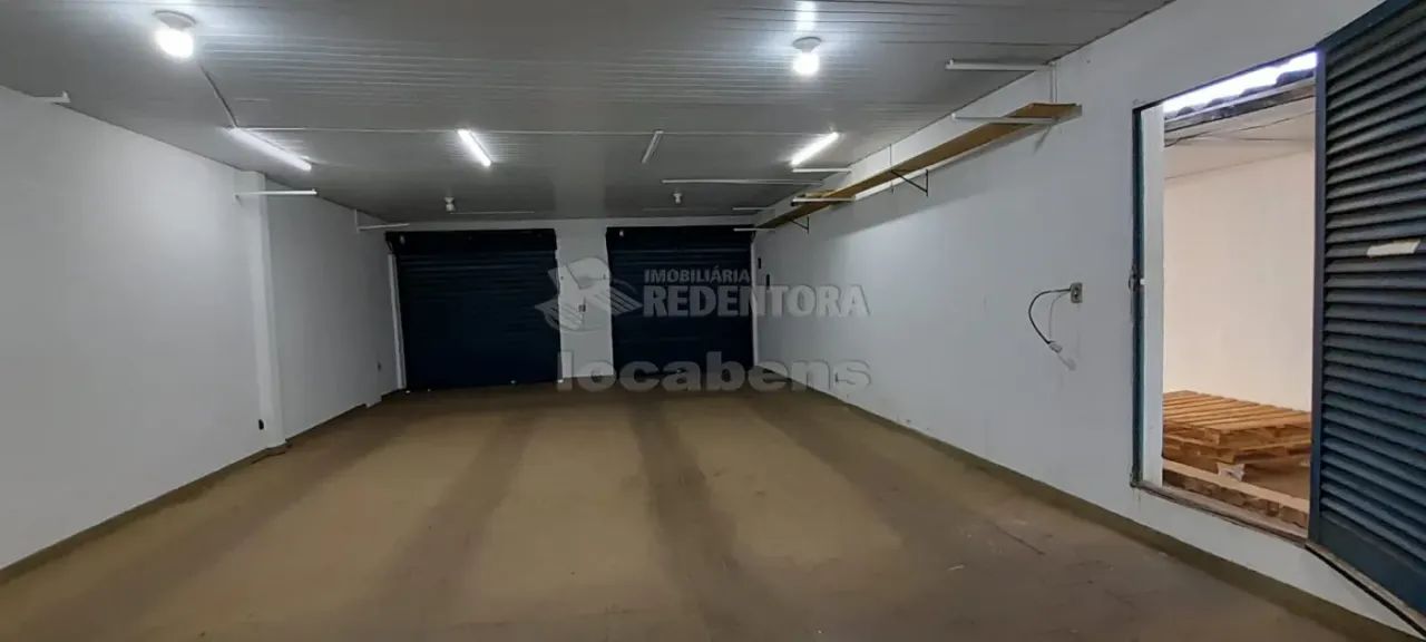 Salão comercial com uma Edícula com 1 dormitório - Foto 3