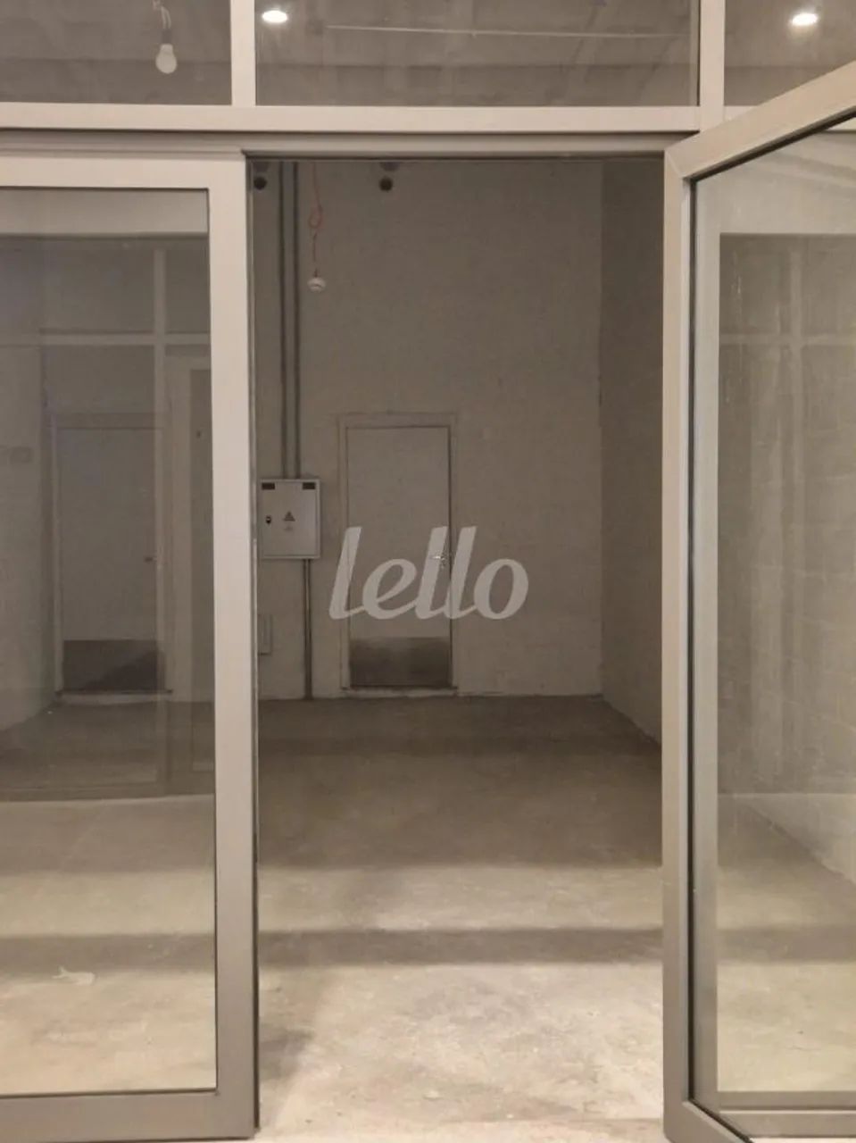 Comercial para alugar no(a) Vila Romana