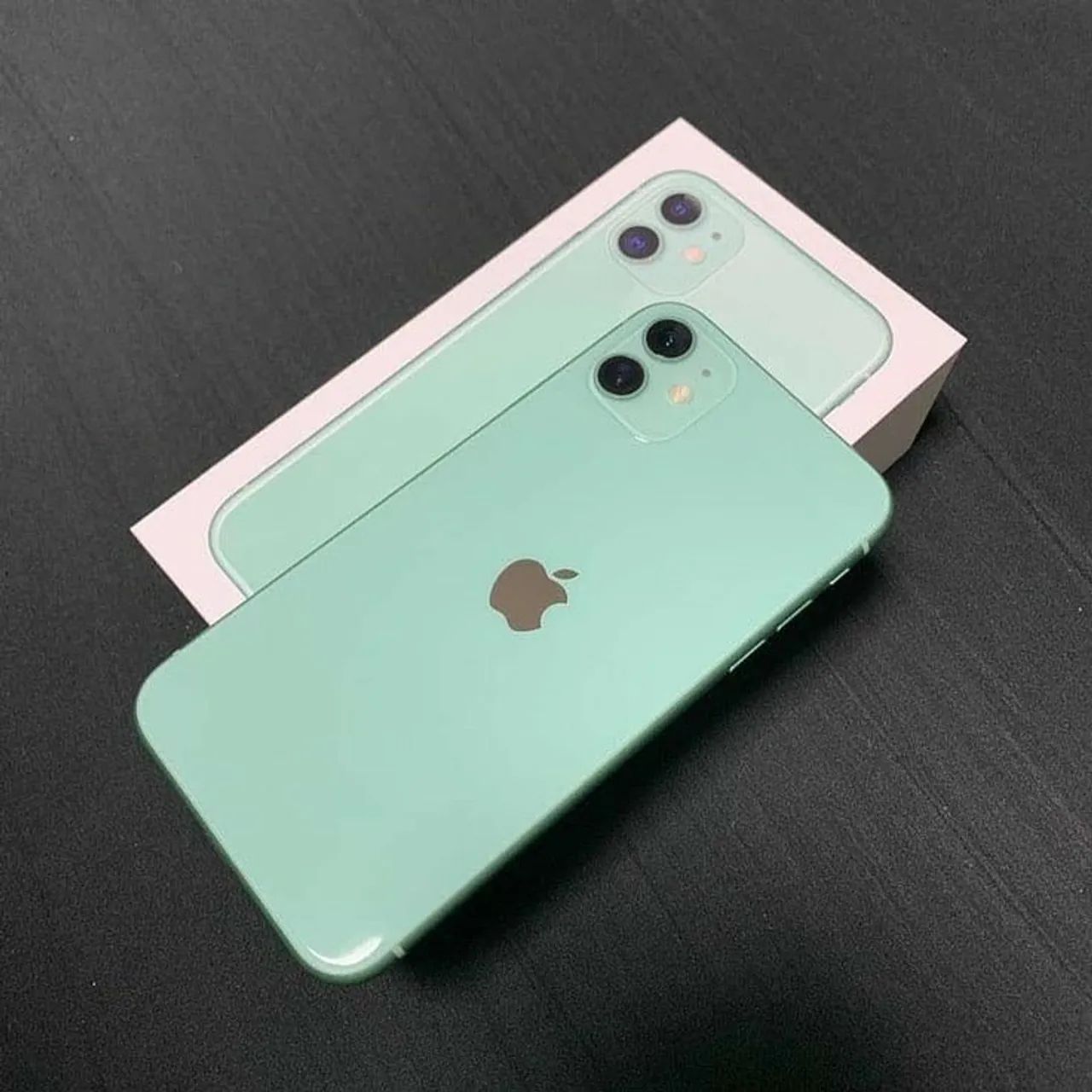 iPhone 11 64GB Verde SEMI NOVO - Celulares e Smartphones - Tambaú
