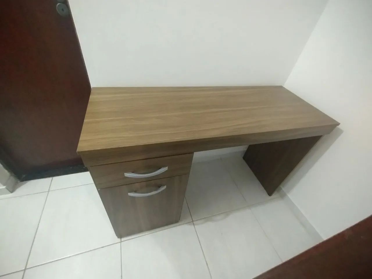 Vendo escrivaninha  - Foto 2