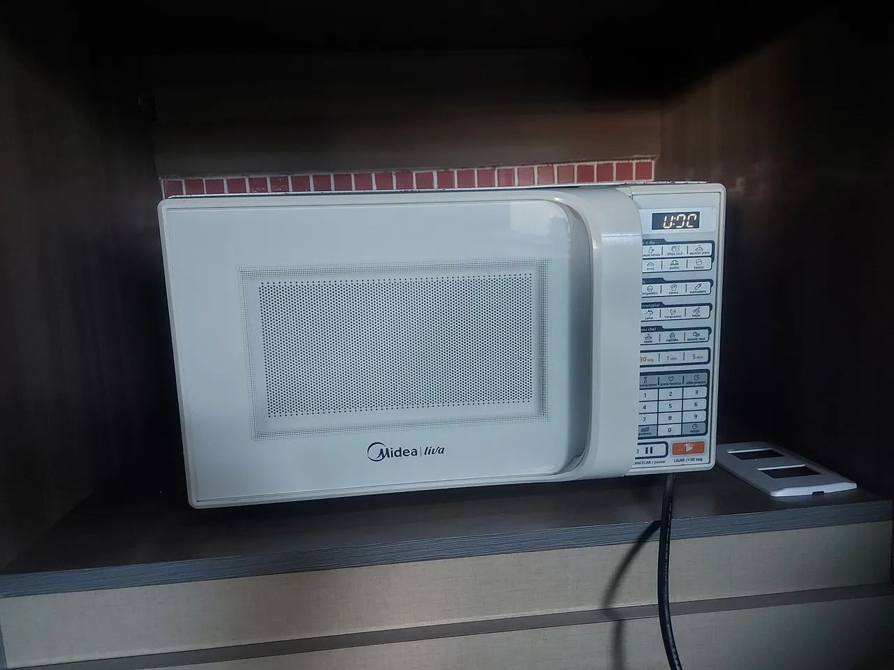 Microondas  midea liva