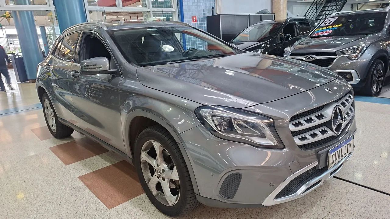 Mercedes-Benz GLA 200 Adv. 1.6/1.6 TB 16V Flex Aut. 2018