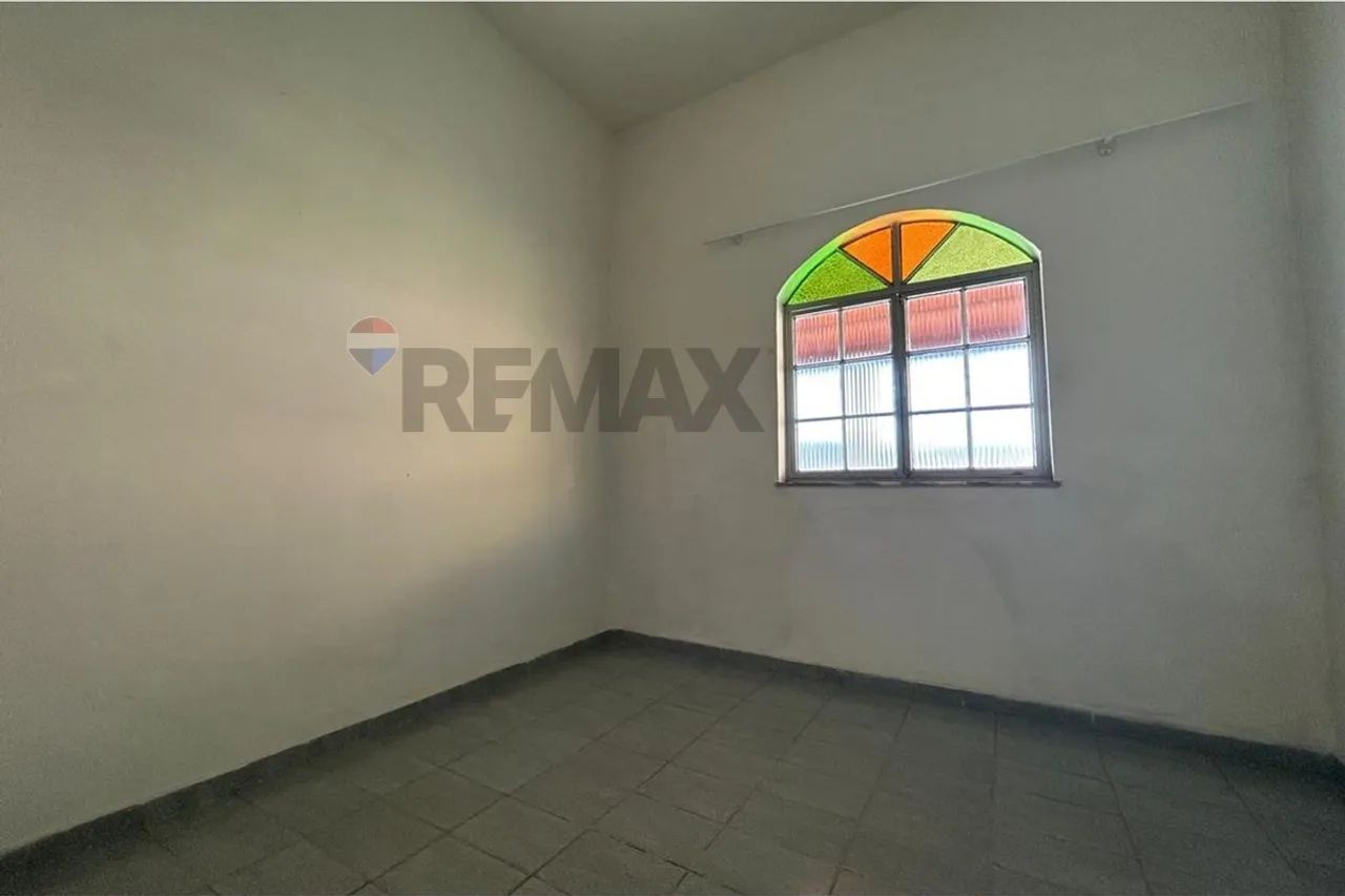 Casa com Ponto Comercial no Centro de São José do Calçado - Foto 4
