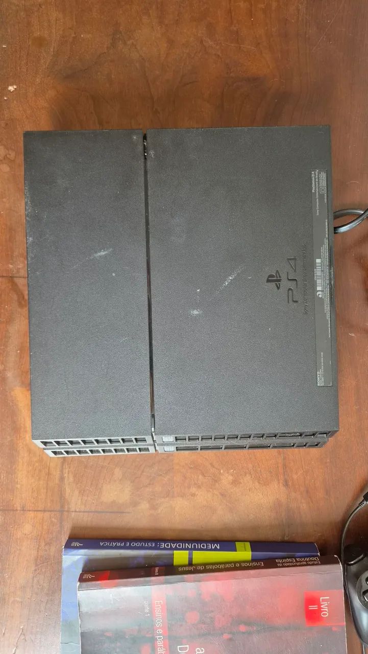 Ps4 com 01 controle e jogos - Foto 2