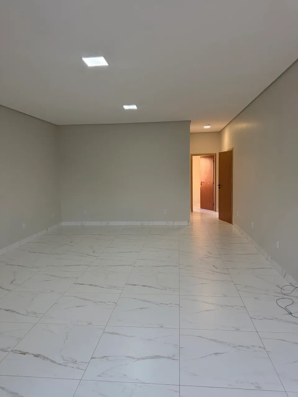 Alugo Apartamento 2/4 - Foto 2