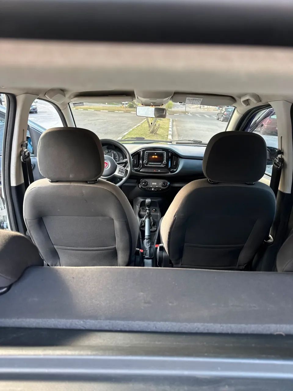 Fiat Uno WAY 1.4 EVO Fire Flex 8V 5P 2015 - Foto 4