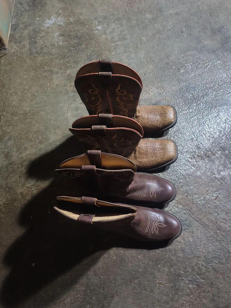 Vendo  ou troco Dois par de Botas  - Foto 4