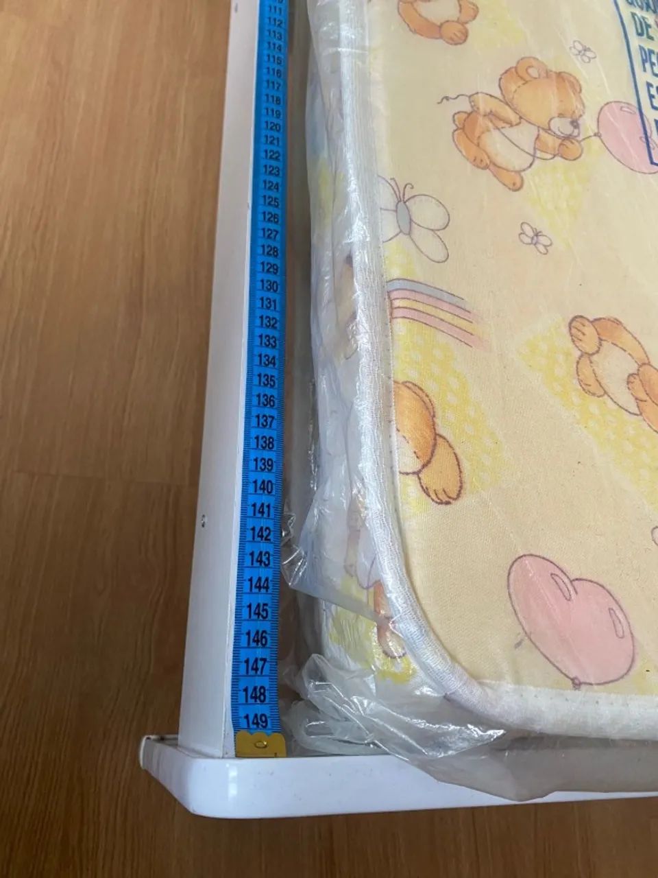 Mini Cama Infantil Qmovi + Colchão - Estado Novo  - Foto 4
