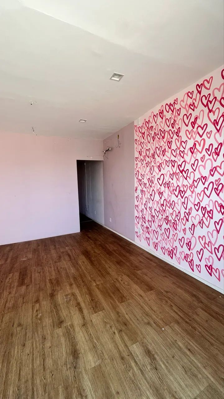 Imperdível! Alugo sala no calhau em centro comercial com 40 m2