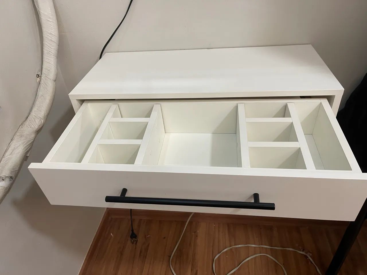 Camarim suspenso branco 100% MDF 
