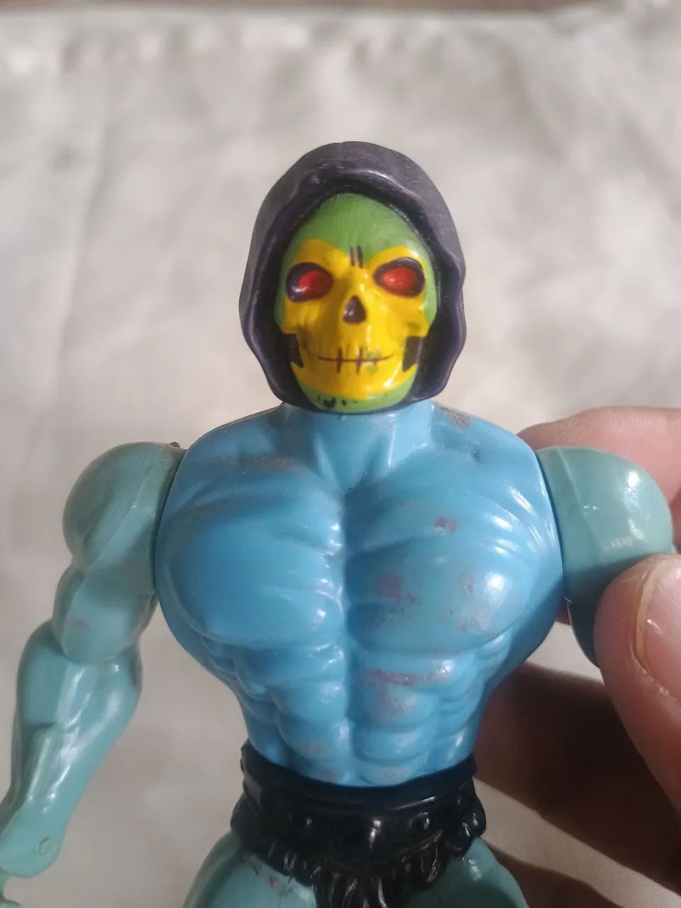 Esqueleto He -man- estrela antigo 