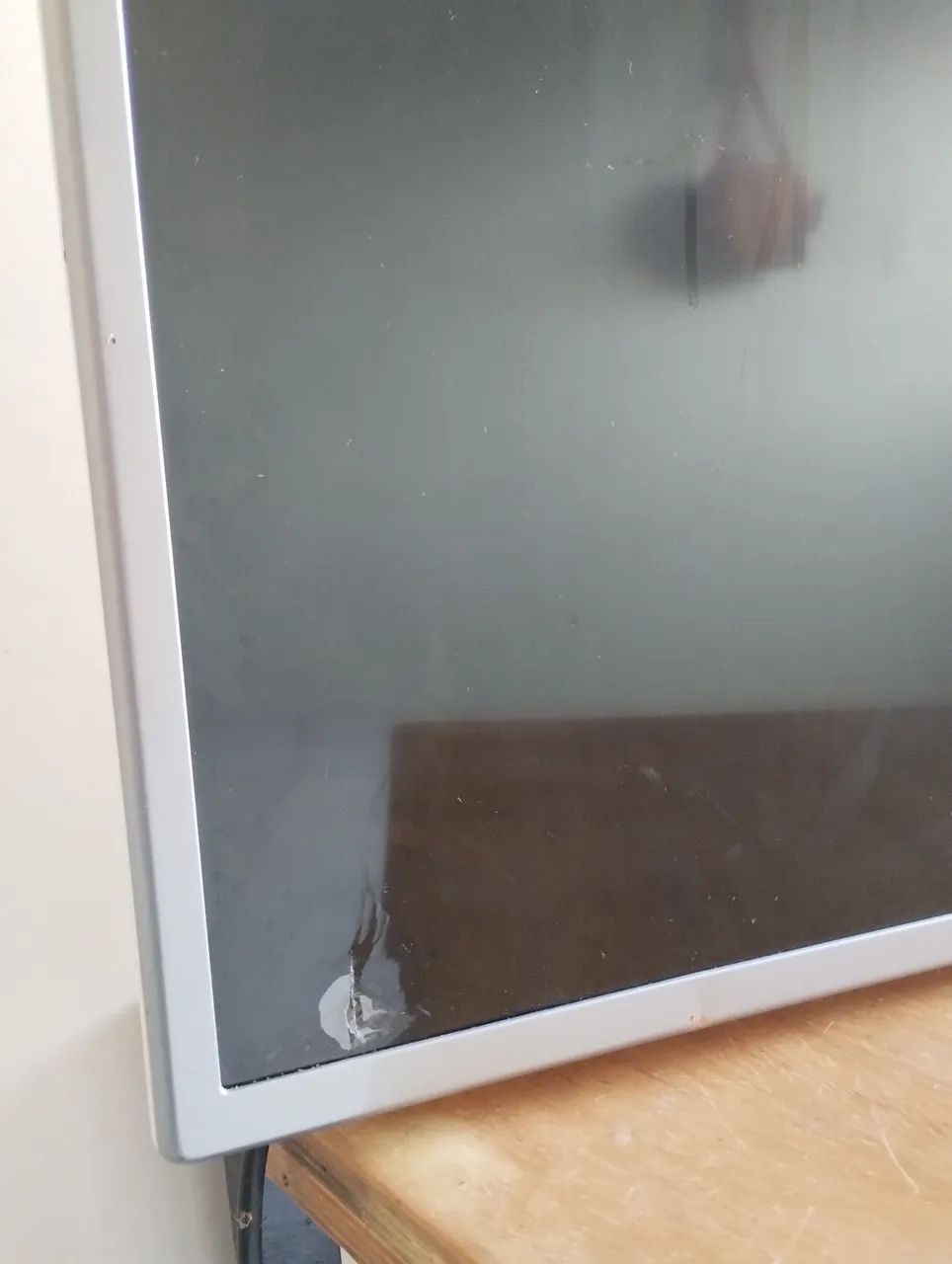 Vendo TV 32" para retirada de peças - Foto 2