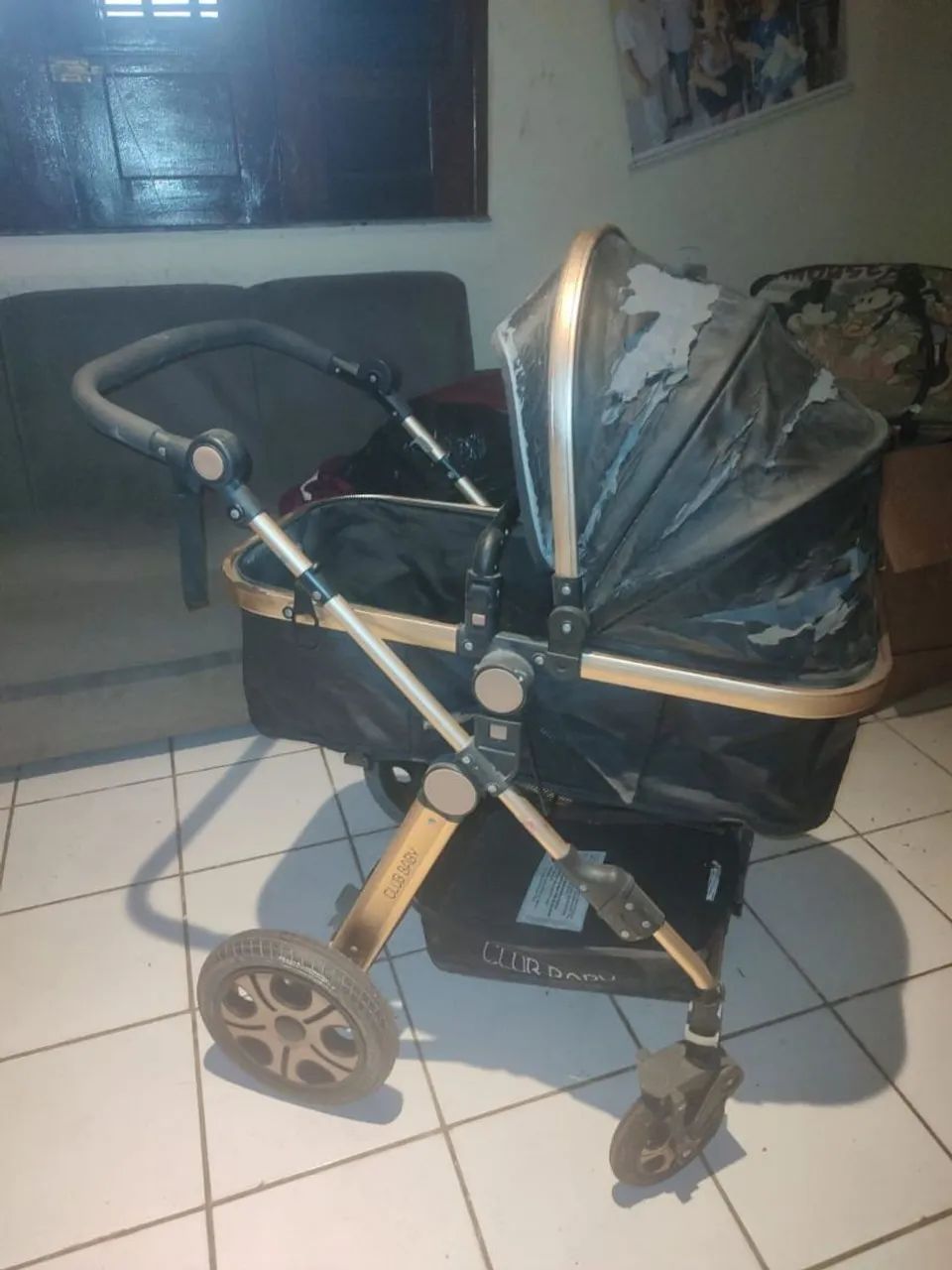 Carrinho de bebê baratinho pra vender logo - Foto 3