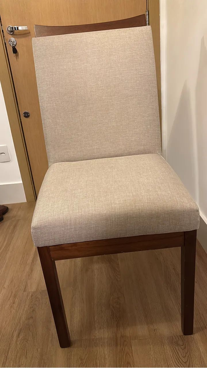 Conjunto: 4 Cadeiras Madeira sala jantar + pé de mesa  - Foto 2